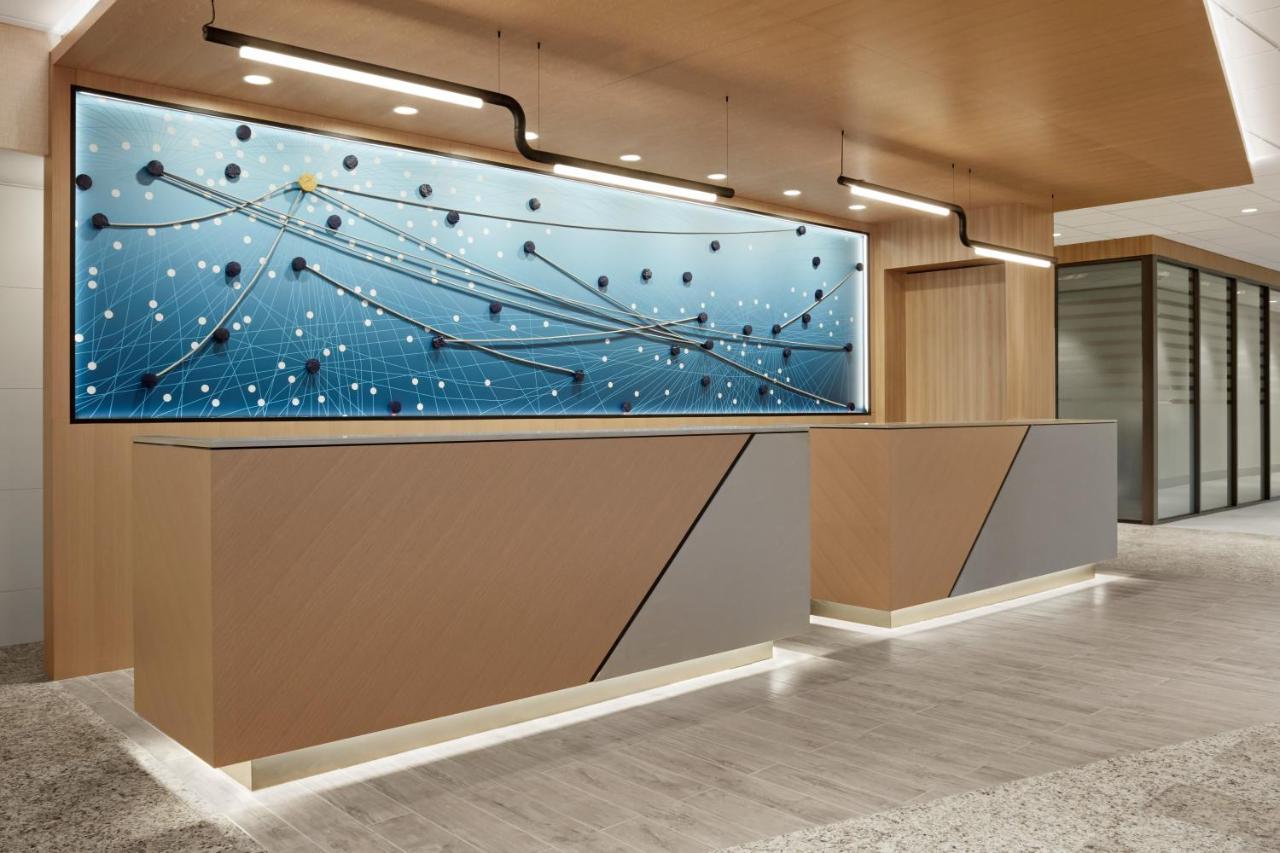 Delta Hotels Calgary Airport In-Terminal Eksteriør billede