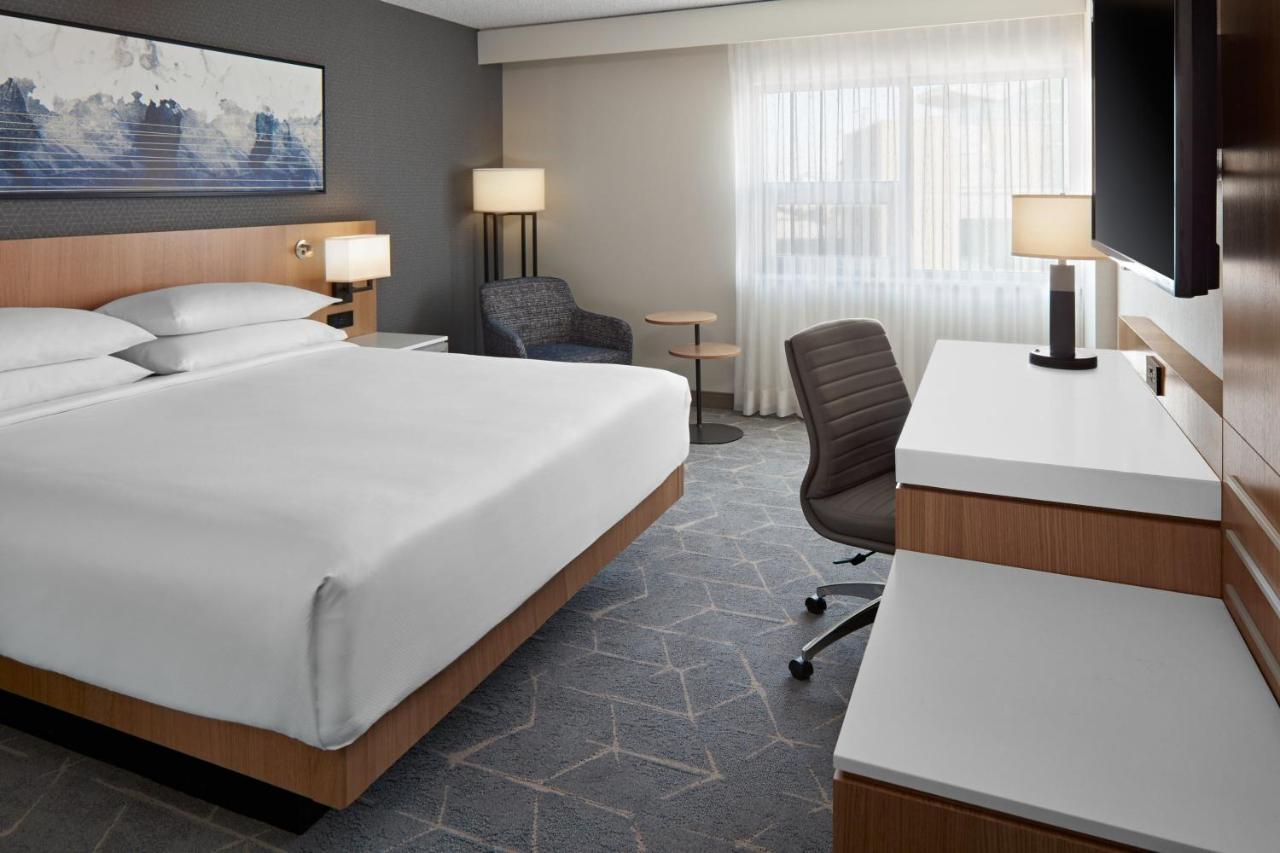 Delta Hotels Calgary Airport In-Terminal Eksteriør billede