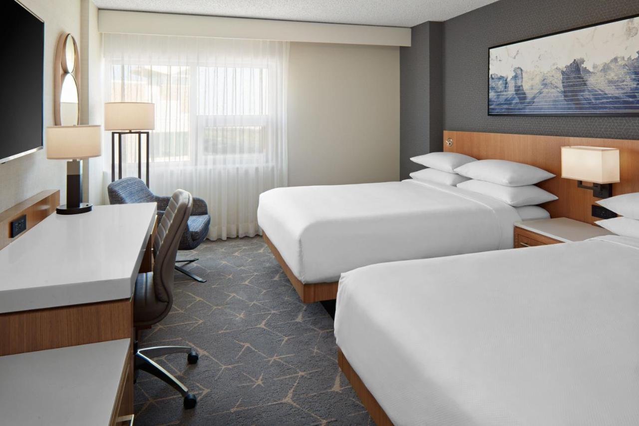 Delta Hotels Calgary Airport In-Terminal Eksteriør billede